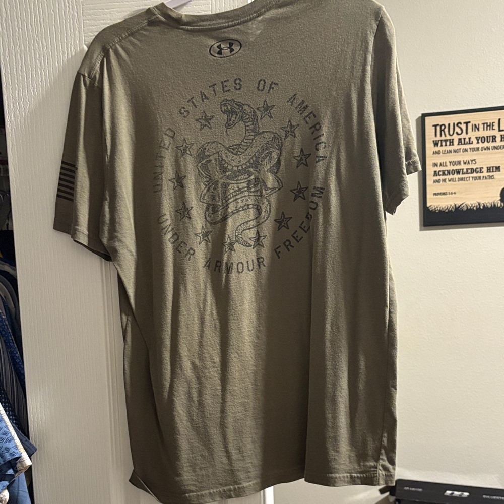 Under Armour Men's Army Green Graphic Tee